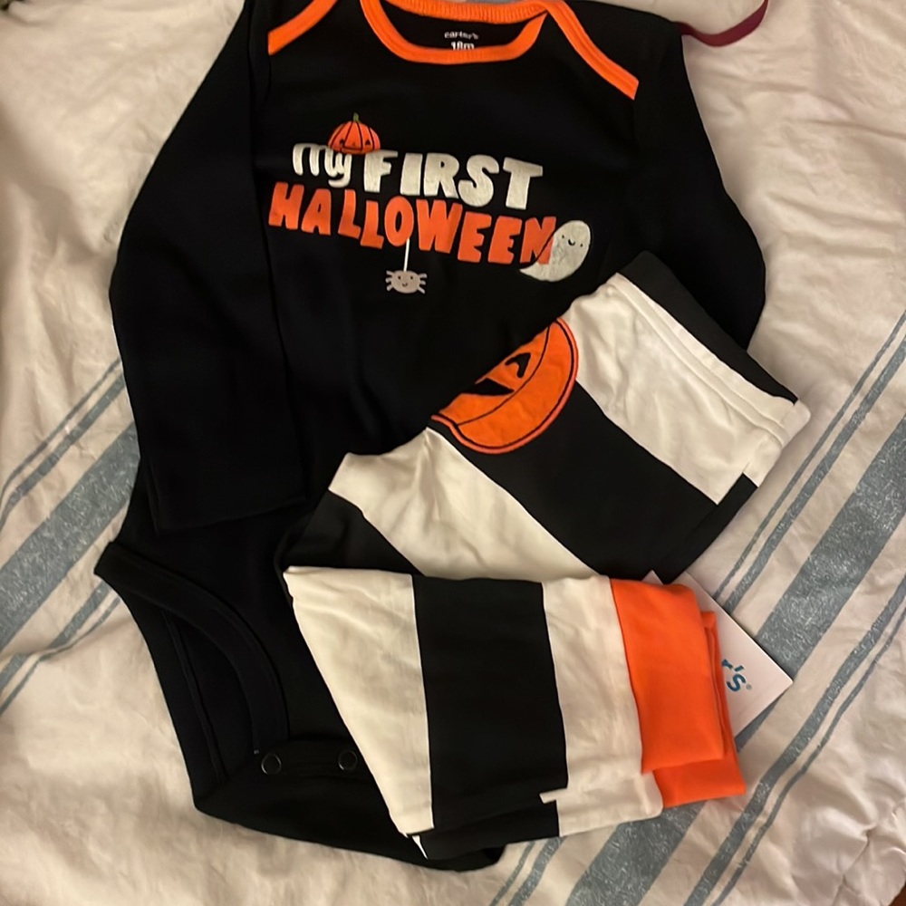 NWT Carter’s Halloween outfit. Size 18 months. - Picture 7 of 9